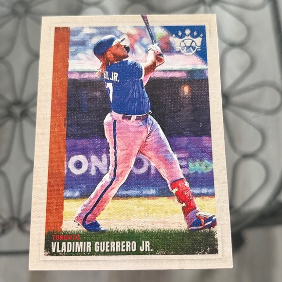 Vladimir Guerrero Jr 2022 Panini Toronto Blue Jays Baseball Card - Picture 2 of 3